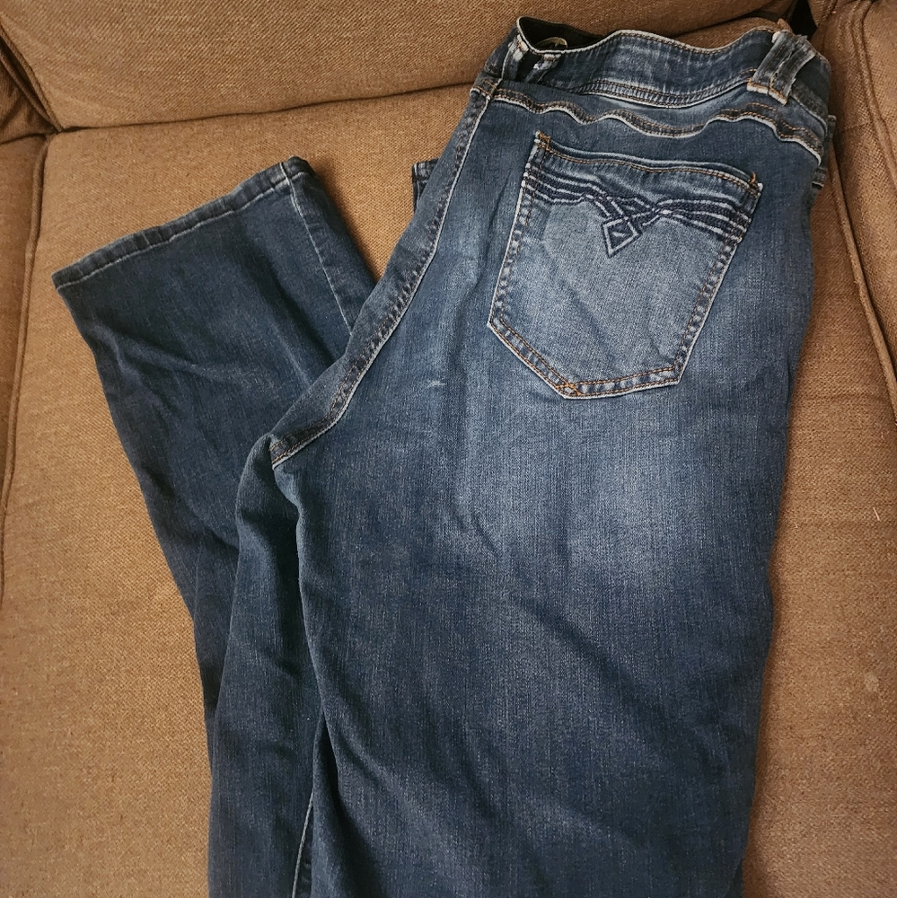Democracy AB solution jeans